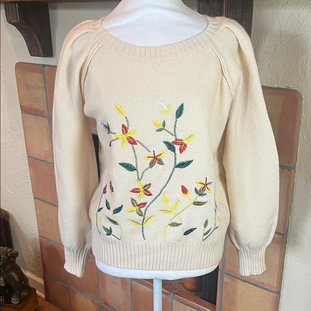 NOW by KENZO Floral Embroidered Balloon Sleeve Cream Sweater, size S/M